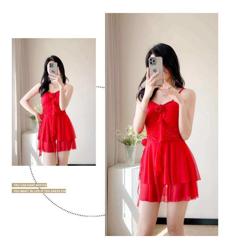 Elegant Sweet Style Slimming Resort Swimsuit with Conservative Skirt - Versatile Women's Swimwear