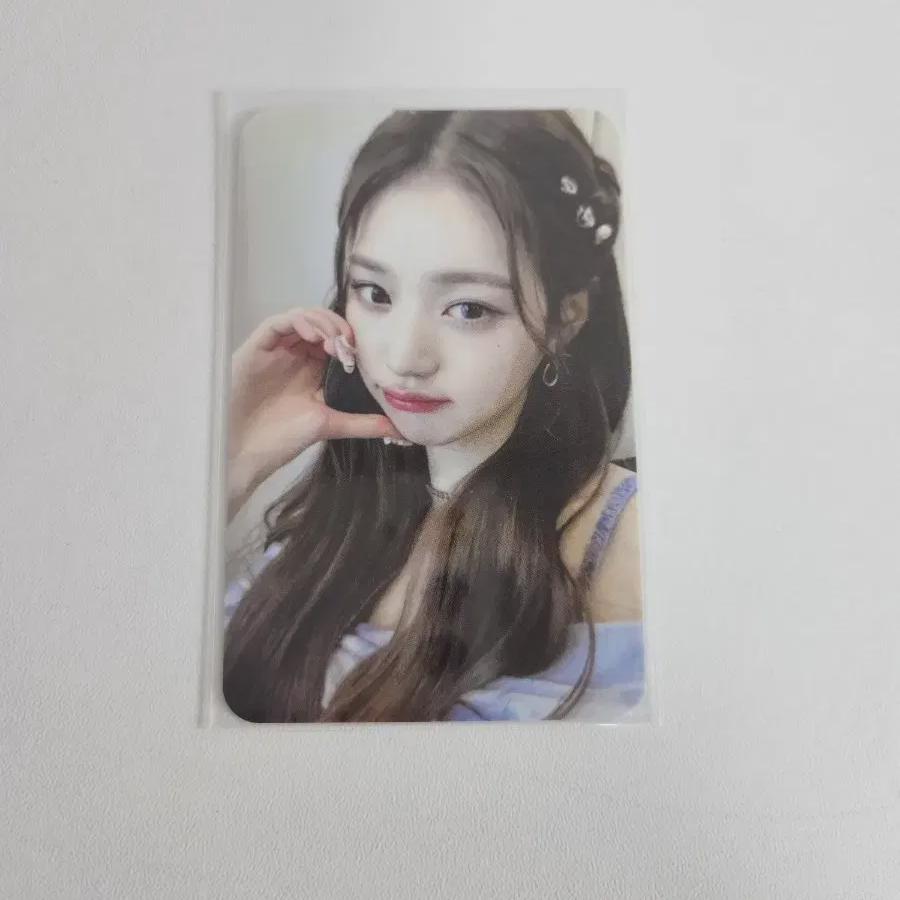 

IVE Фотокарточка студии Wonyoung Gayo Daejeon