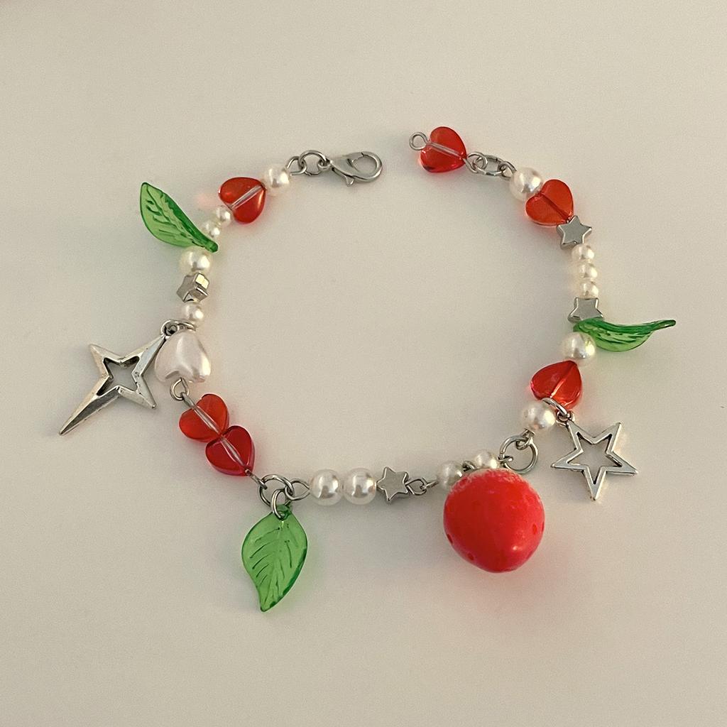 Punk Spice Girl Hollow Pentagram Love Pendant Bracelet, Sweet Cool Strawberry Beaded Jewelry For Women