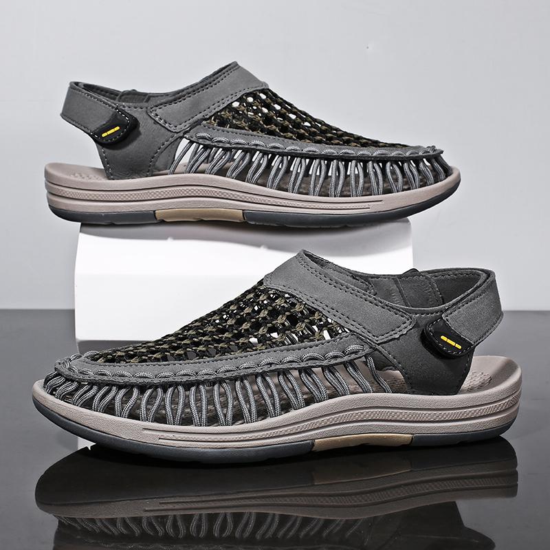 Fashion Handmade Leather Summer Flats Street Style Sandals for Man Fashion Mens Hollow Out Casual Shoes Comfortable Breathable Slippers