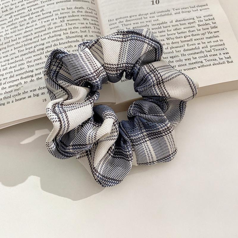 Plush Pig Intestine Hair Tie – Milk Coffee Color: 2025 Christmas Autumn Winter Series Hair Accessories
