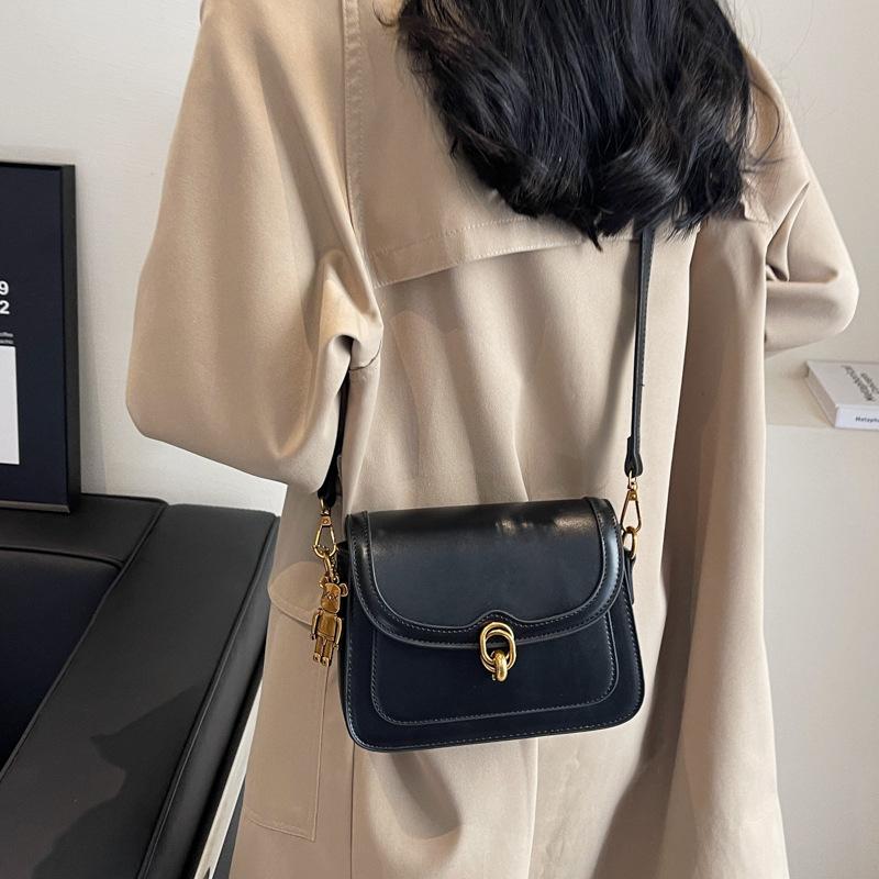 Bag New Women's Autumn and Winter Versatile Fashion Retro Niche Design One Shoulder Crossbody Small Square Bag