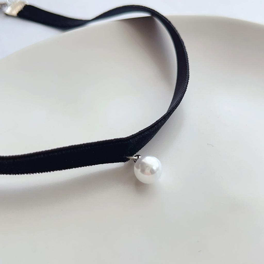 Vintage allgleiches Temperament schwarzes Samtband falscher Perlenanhänger Halsband Halsband Halsbandkette Damen