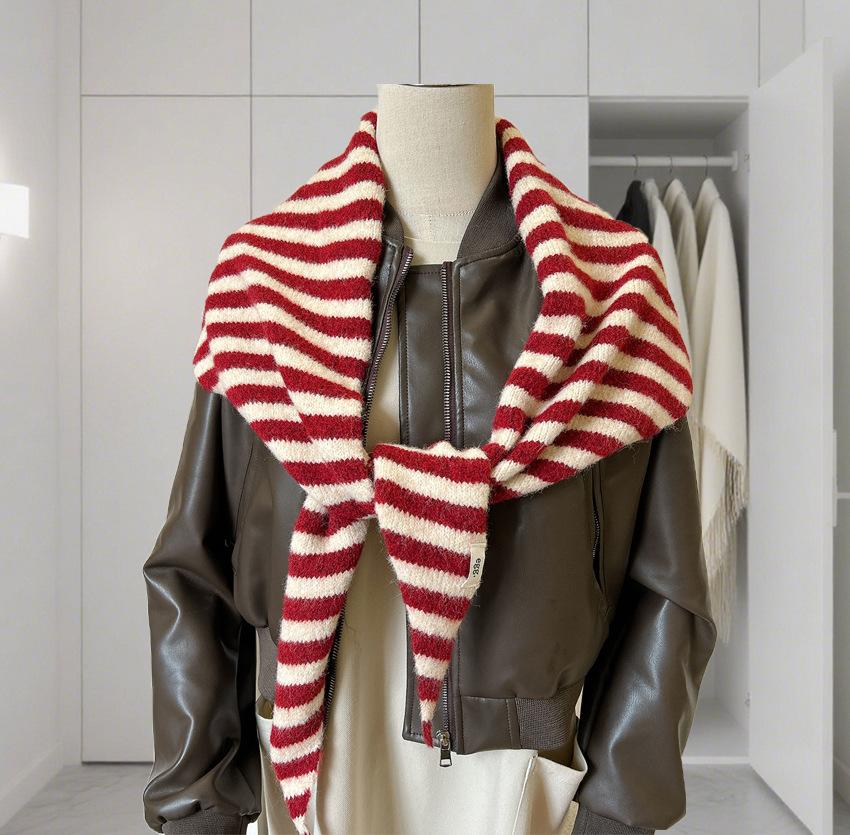 

Slack Increased Triangle Scarf Containing Wool Striped Shawl, Autumn And Winter Ins Warm Knitted Scarf Women 100-135CM