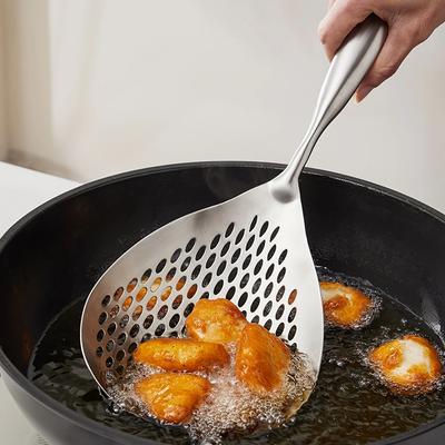 1pc Large Durable Stainless Steel Colander Skimmer Spoon, Heavy Duty Food Strainer Spoon for Frying & Cooking, Kitchen Utensils