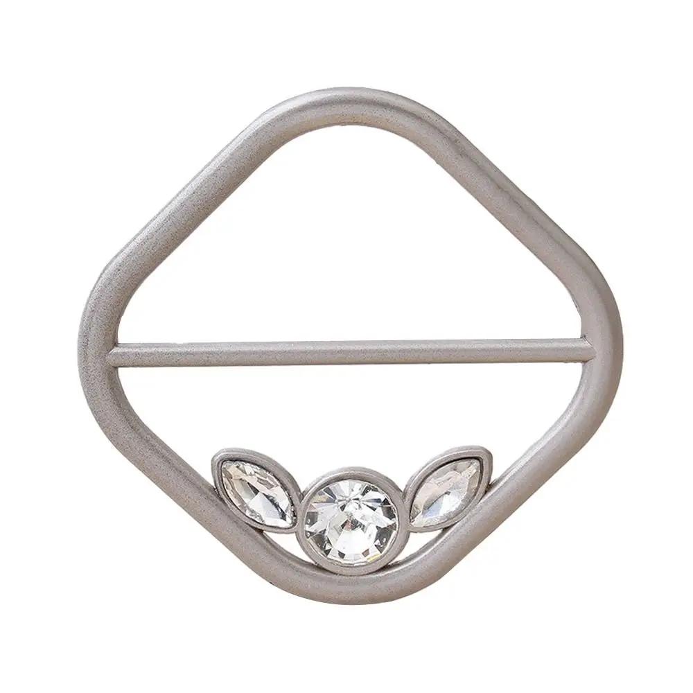 1Pc Scarf Buckle Scarf Ring Shawl T-Shirt Clip Brooch Waist Buckle Silk Clasp Clips Fashion Jewelry