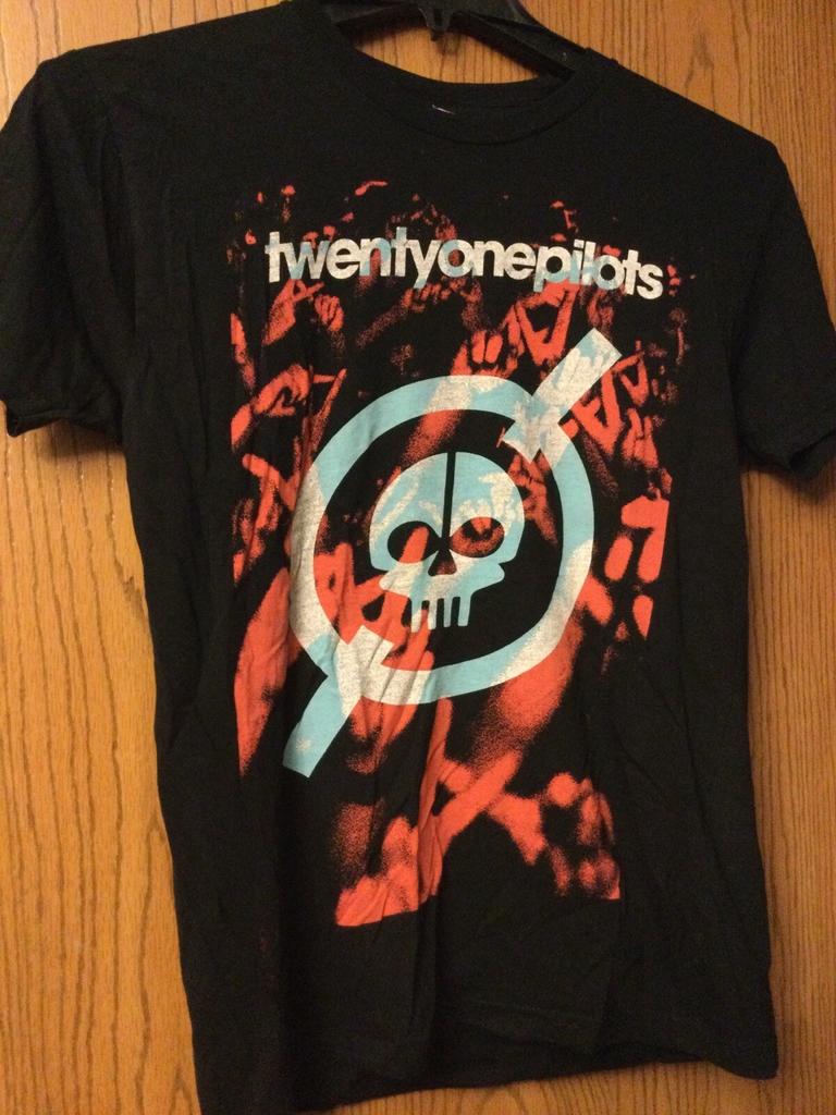 Twenty One Pilots - Black Shirt - No Tag.