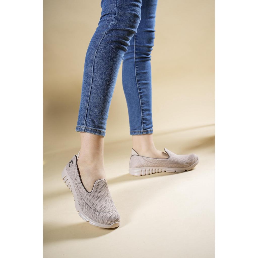 Dámské černé ortopedické tenisky 0012801