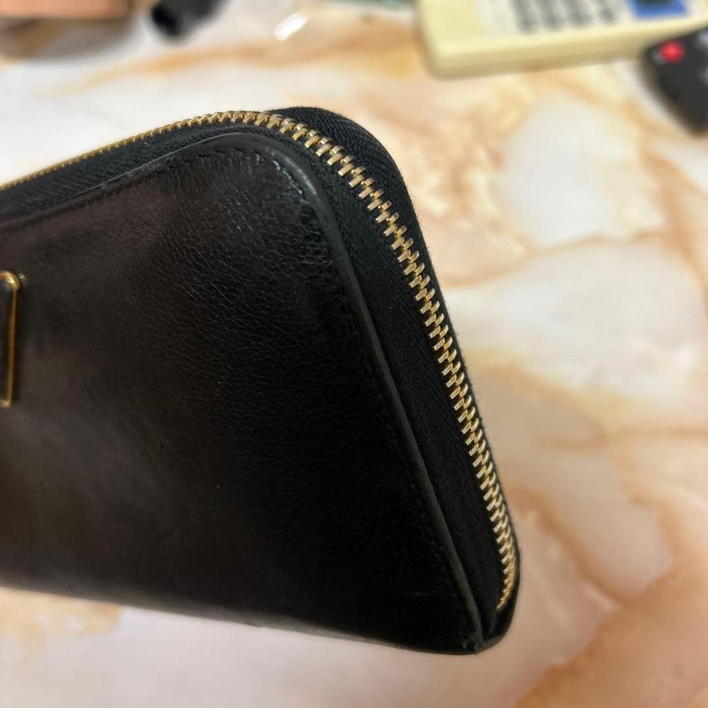 Used PRADA Round zip long wallet Black