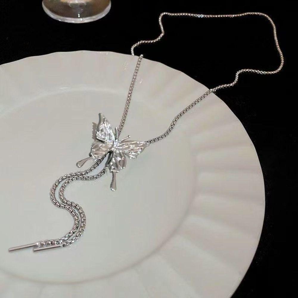 Sweet Butterfly Necklace Flower Women's Choker Temperament Y2K Tassel Necklace  Gifts