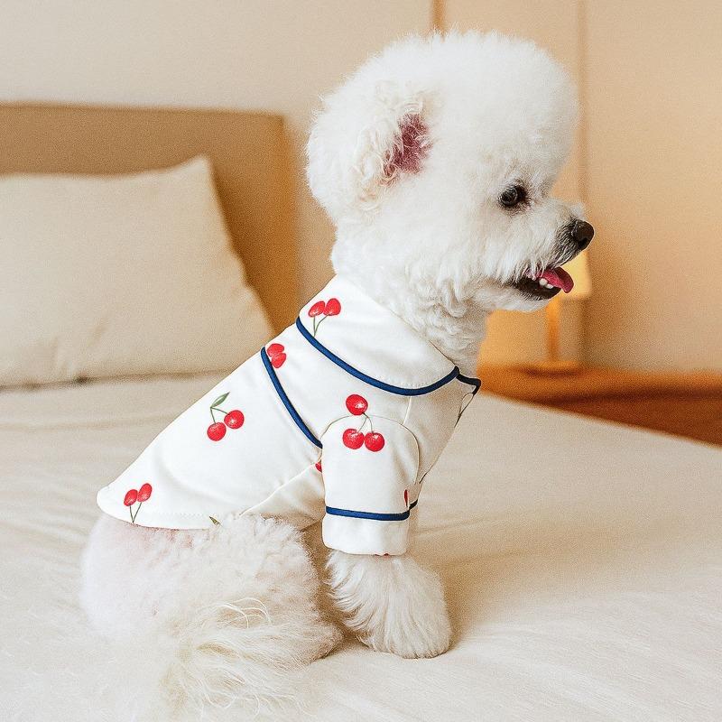 Silk pet pajamas are comfortable and skin-friendly, universal home clothing for cats and dogs