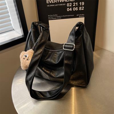 Large-capacity Bag Women's Autumn and Winter New Versatile One-shoulder Crossbody Bag with Simple Texture Women's Dumpling Bag