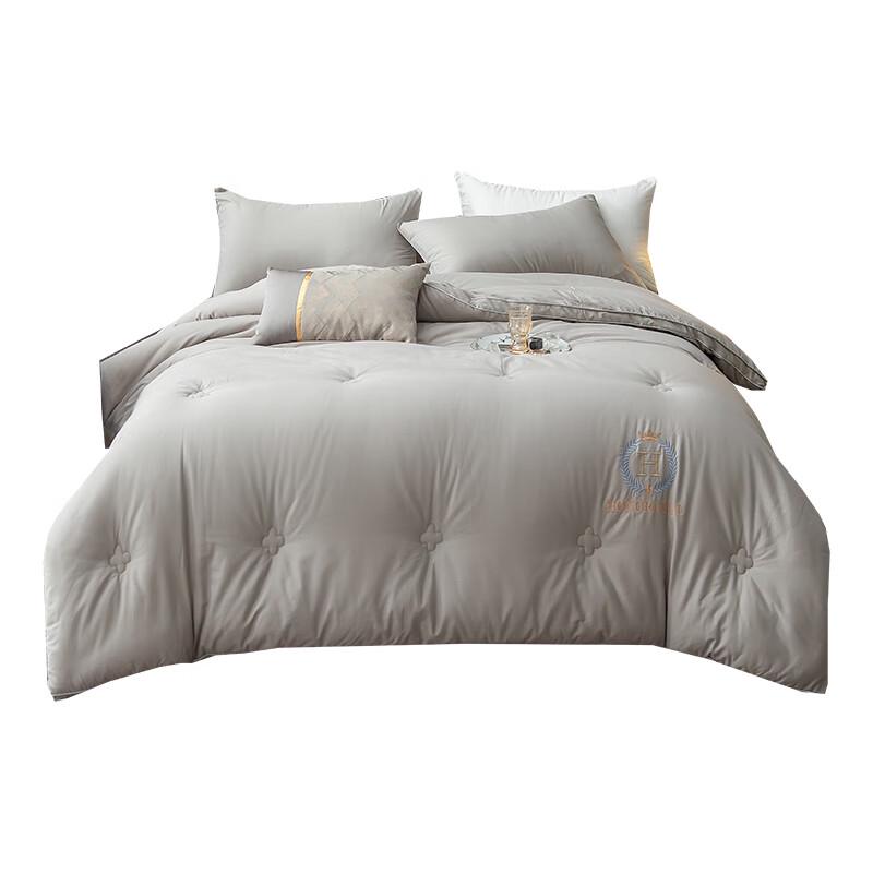 Yiyi ai Cotton Soy Fiber Blend Quilt