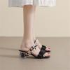 Fashion Hot Selling Cloudlike Women's Sandals Summer 2025 New Versatile Midheel Highheel Folded Elegant Atmosphere Leather Rubber Bottom