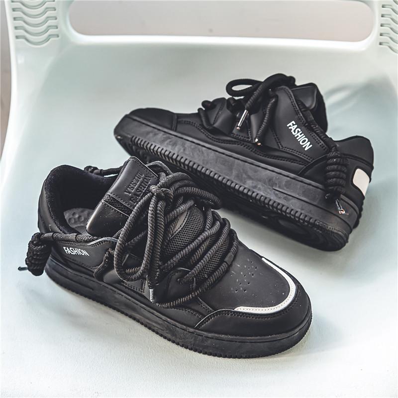 New Men's Classic Four Seasons Fashion Low Top Skateboarding Shoes Comfortable Soft Sole Sneakers