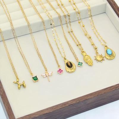 Goldfarbene Titanstahl-Halskette für Damen – Nicht verblassend, Elegant, Vielseitiger Schlüsselbein-Schmuck, High-End, Modisch, Temperamentvolles Design
