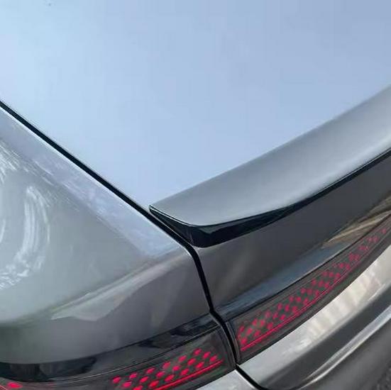BYD Seal 05 DM-i 2023 No-Drill Carbon Fiber Rear Wind Spoiler
