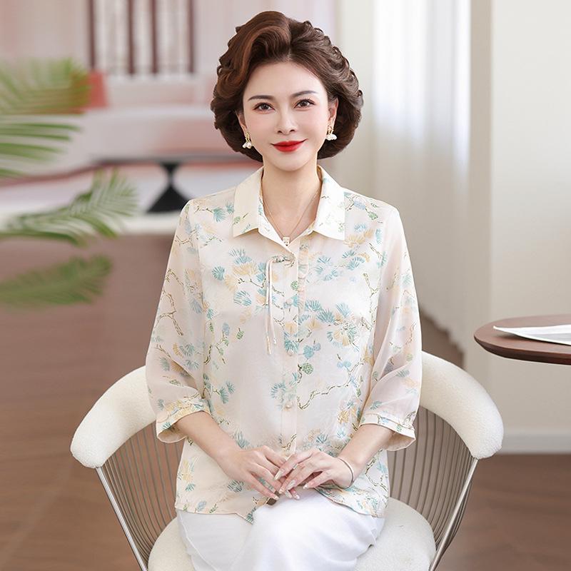 Elegant Summer Seven-Sleeve Printed Shirt for Mature Women, Stylish Lapel Thin Top