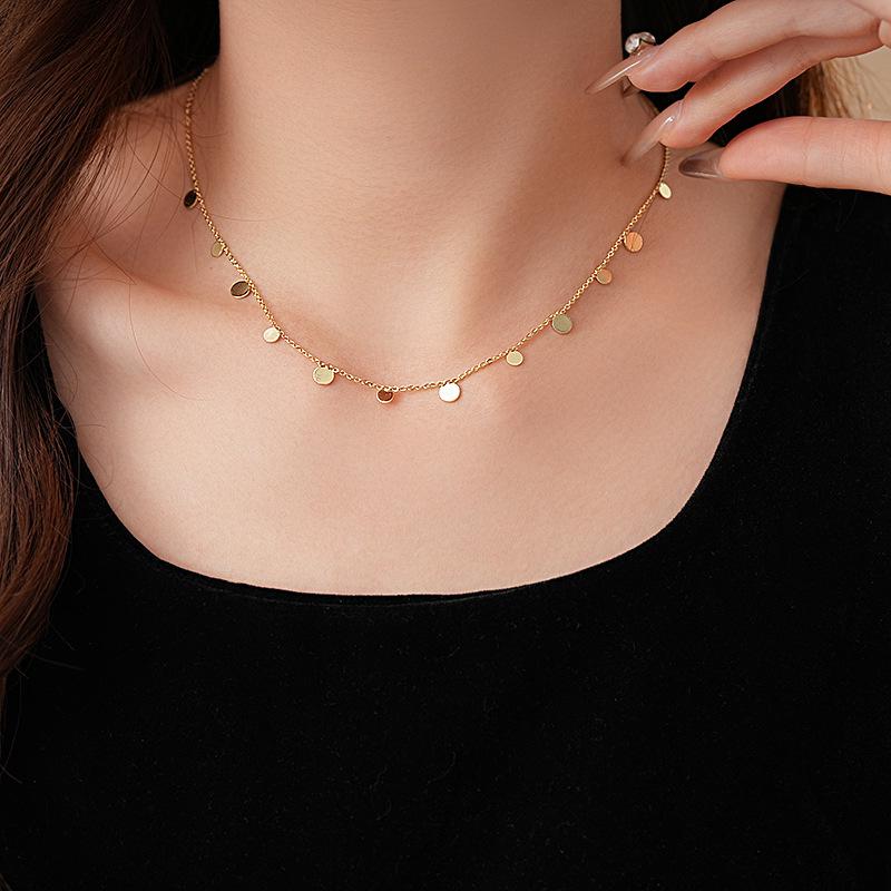 Minimalist Multi-Layer Stackable Clavicle Necklace - Trendy, Versatile Design for Women