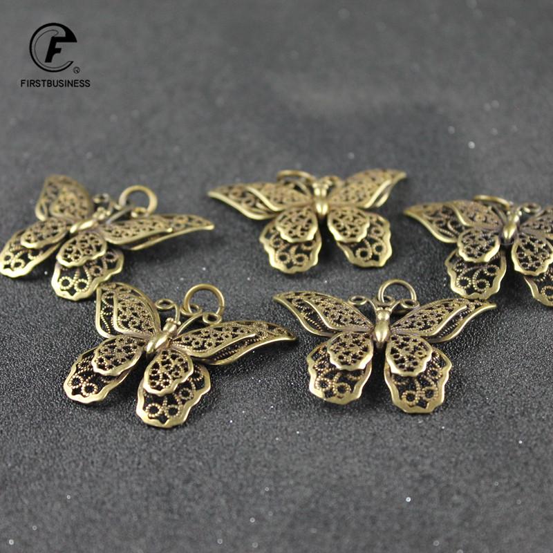 Cute Butterfly Pendant Necklace for Women Cocktail Party Statement Keychains Copper Style Korean Fashion Necklaces Jewelry Gifts