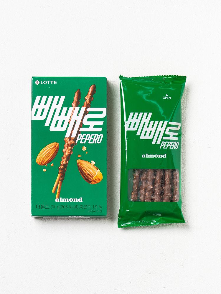 Lotte Almond Pepero Chocolate Sticks 37g 1ea