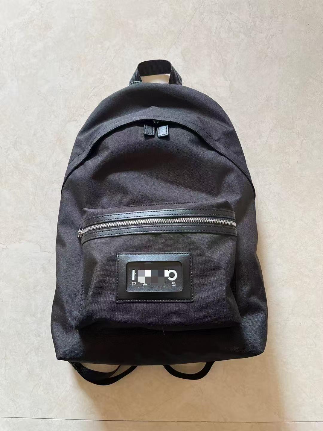 

Xiao Kai K Family Large Capacity Versatile Minimalist Backpack чорний