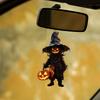 Zestaw 6 Akrylowych Zawieszek Halloweenowych do Lusterka Samochodowego z Sznurkiem do Użytku Wewnętrznego i Zewnętrznego Straszne Dekoracje Samochodowe na Święto