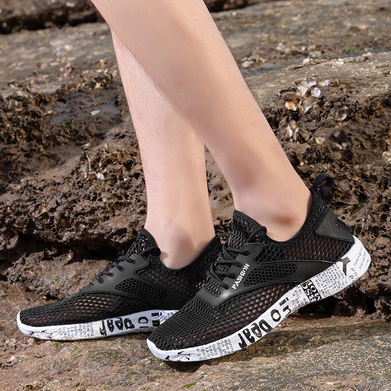 Summer men's net shoes single mesh shoes light hollow breathable soft sole comfortable wading river beach shoes men