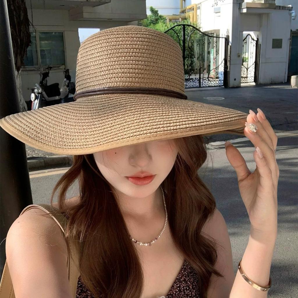 French Big Brim Straw Hat Women's Spring 2026 New Holiday Style Seaside Sun Hat Foldable Sun Hat Tide