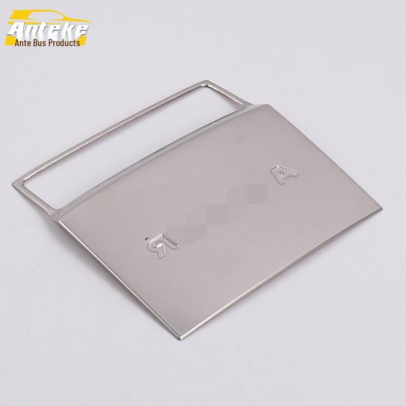 Port USB et Garniture d'Allume-Cigare de Rang Arrière pour 18 URV