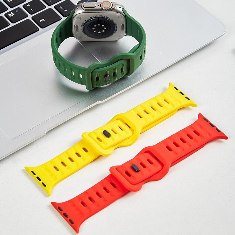 Watch Strap for Apple Watch Series 10 42mm/9 8 7 41mm/SE (2023) SE (2022) SE 6 5 4 40mm/3 2 1 38mm Silicone Watch Band Butterfly Buckle Wrist Strap