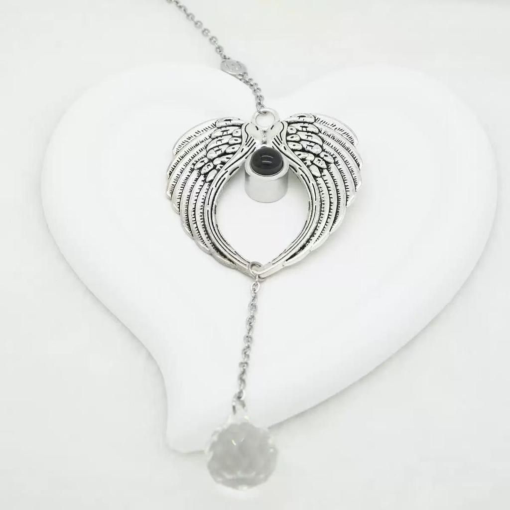 10mm Heart-Shaped Wings Pendant: Projects 'I Love You' in 100 Languages - Perfect for Thanksgiving or Christmas Gifts.
