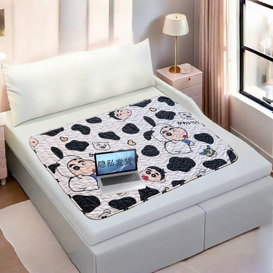 Sheep Bear Strawberry Rabbit Dog Pattern Physiological Pad Washable Mattress