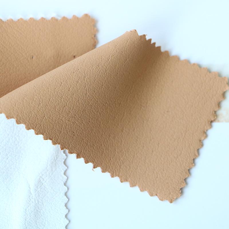 Látka na jógu z umělé hovězí kůže: 0,65mm mikrovlákno s absorpční, prodyšnou sametovou podšívkou