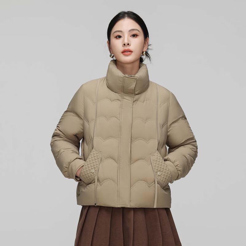 

XueZhongFei Women s Short Stand Collar Down Jacket X40143402F 175/96A