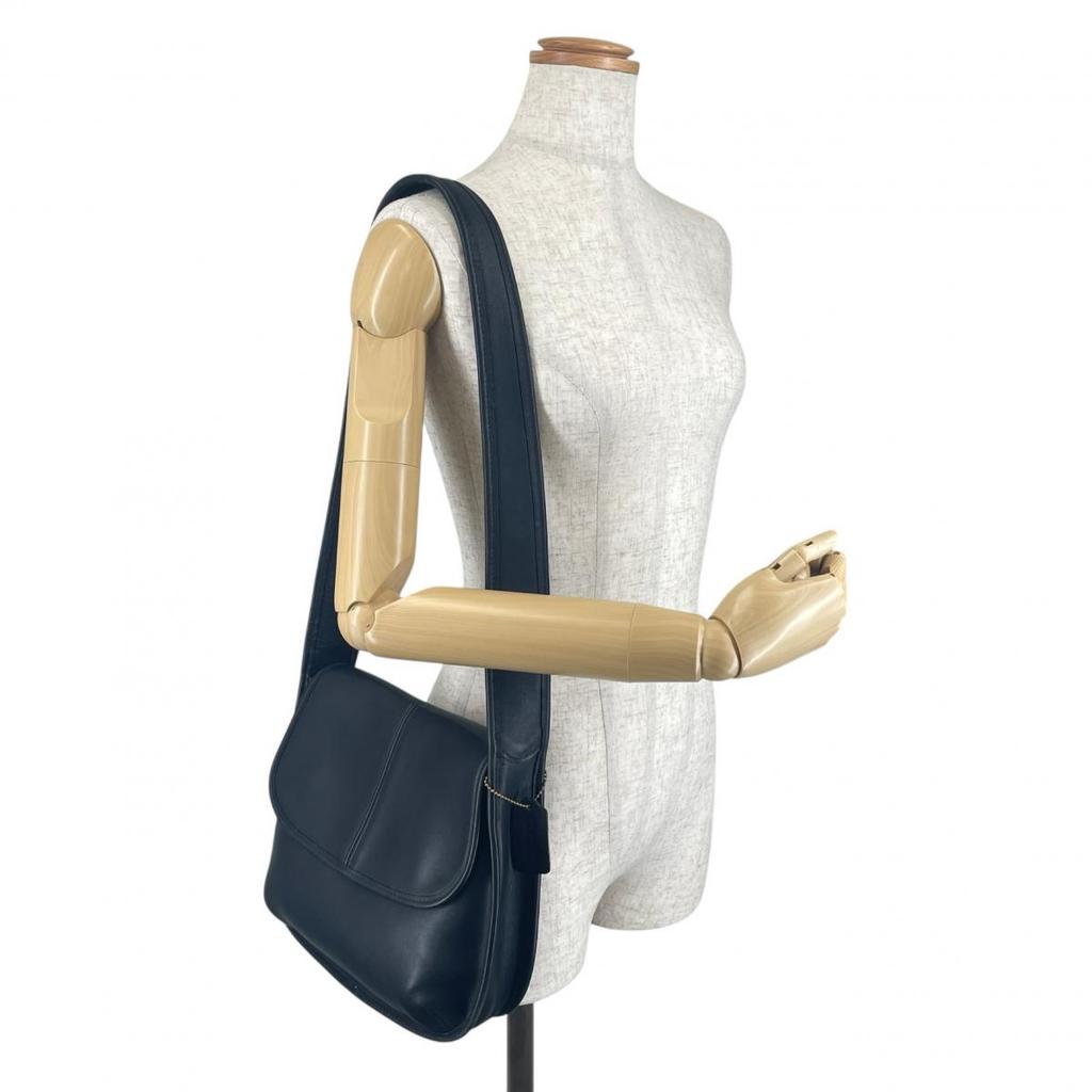 COACH Graboutin leather Old coach Shoulder Bag leather black Women UTD 9034 Used