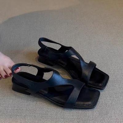 Dámska obuv – Sandály