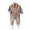 Jungen Strickweste Set dreiteilig im koreanischen Stil: Hübsches Frühlings-/Herbst-Outfit