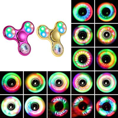 Kreatywny Lśniący LED Światło Fidget Spinner Ręczny Bączek Spinner Ręczny Świeci w Ciemności Światło EDC Figet Spiner Palec Zabawki do Redukcji Stresu