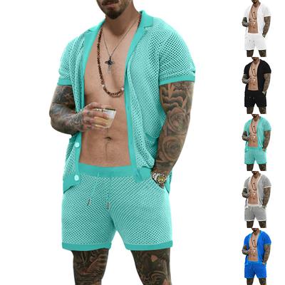 Conjunto de Verano de 2 Piezas para Hombre - Camisa de Malla Transpirable con Cuello Solapa y Detalles de Botones, Pantalones Cortos Semitransparentes a Juego con