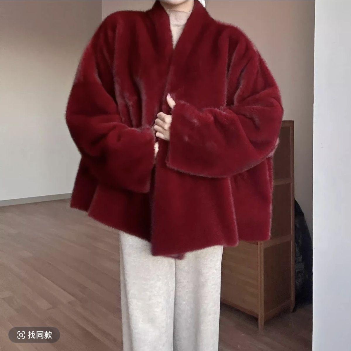 

Зимняя новая красная меховая цельная, экстравагантная широкая версия накидка с рукавами летучая мышь, пальто из искусственного норкового плюша женское большого размера large size 150-100kg