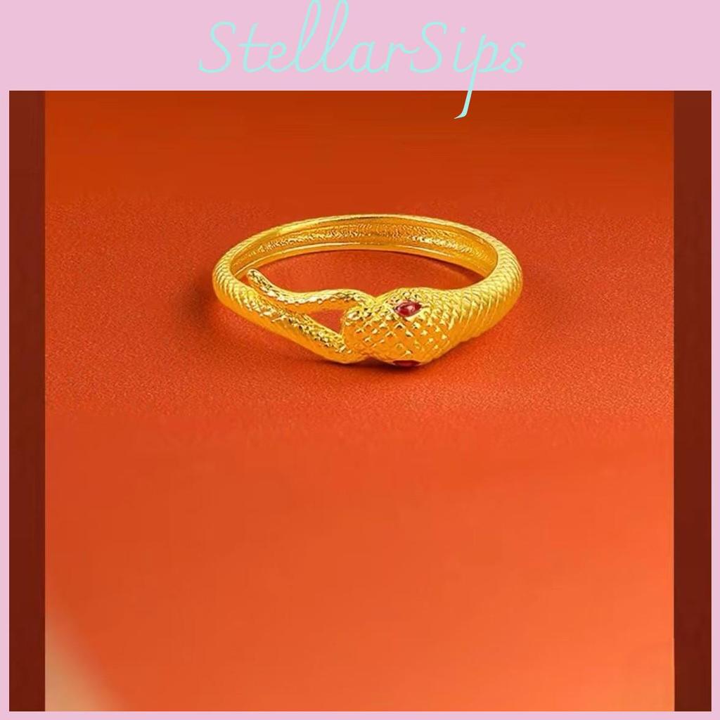 Eyecatching Snake Gold Ring For Men Featuring Dazzling Diamonds And Elements Zodiac