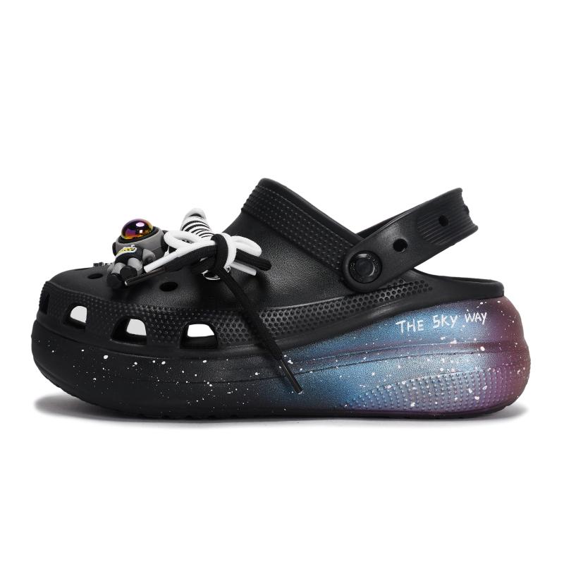 Crocs Klasyczne chodaki Comfort Space Travel Pudełko na prezent Buty z dziurkami Unisex Czarny, Niebieski Fioletowy