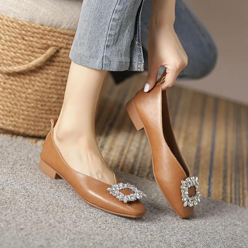 Fashion 2025 New Luxury Women's Flat Shoes Shallow Mouth Low Heel Casual Shoes Soft soled Comfortable Work Shoes Large Sizes 33-43