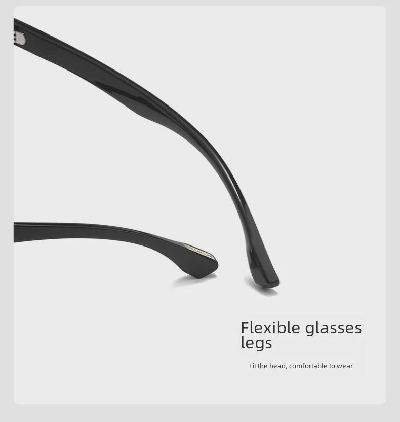 Danyang 80268D Ultra-Light Black Frame Myopia Glasses: Trendy Retro Square Design for Men. Compatible with Prescription Lenses.