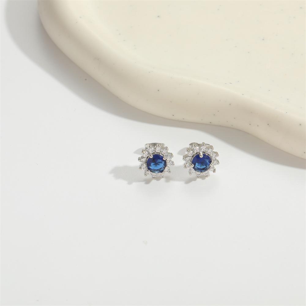 2025 New Fashion Women Simple Round Gem Inlaid Zircon Stud Earrings Hip Hop Creative Small Fashion Earrings Accessories