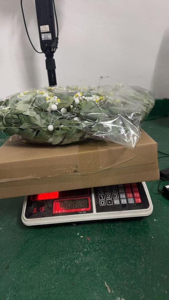 Wreath Simulation Leaf Wreath  Hot Wreath Spring And Summer Door Hanging Decorative Ring