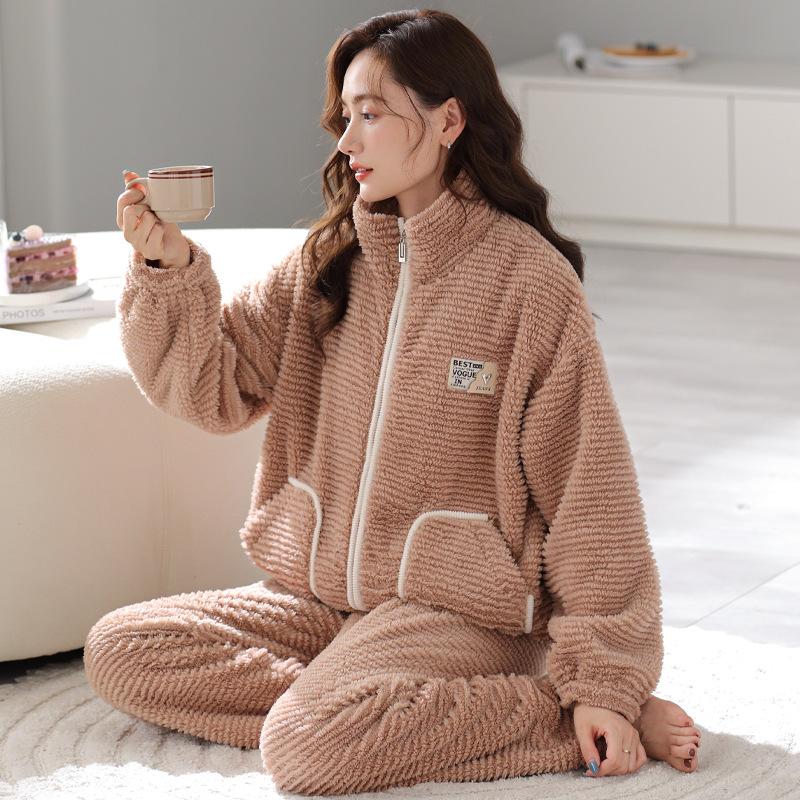 Pajamas Women'S Winter Coral Fleece Thickened Fleece Autumn And Winter Flannel Winter Models Can Be Worn Outside Loungewear
