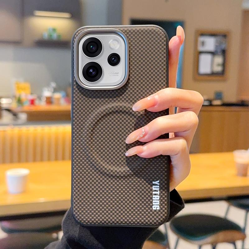 

Для Oppo Reno15 та Reno15 Pro Чохол Магнітний Текстура Вуглецевого Волокна Шкіра PU Захисна Задня Панель Металева Захист Камери та Кнопки М яке Покриття OPPO Reno15 Pro