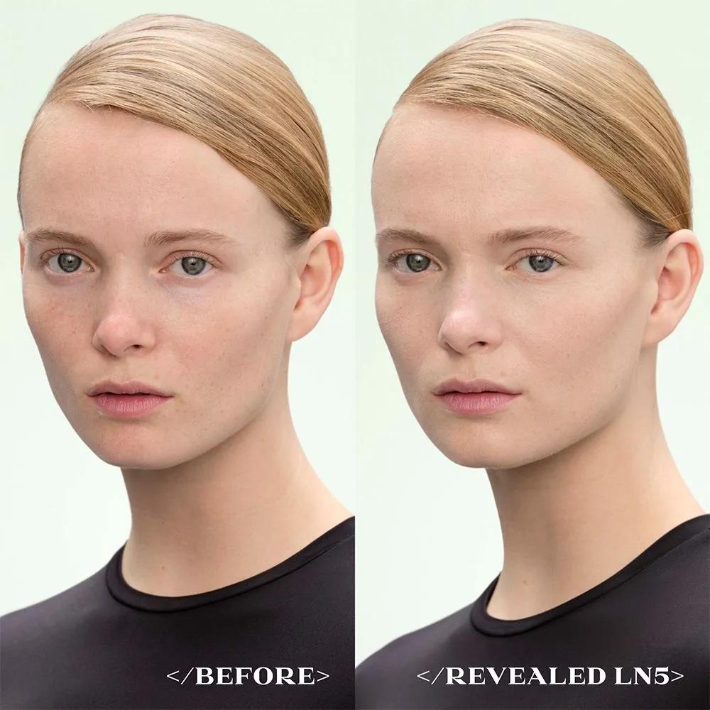 Prada Reveal Skin Optimizing Foundation 30ml